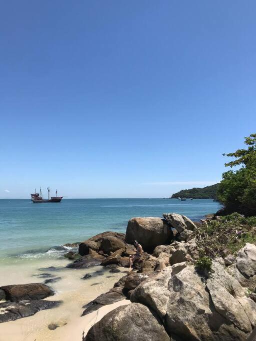 Apto Em Condominio No Centro De Bombinhas, Proximo Da Praia ภายนอก รูปภาพ